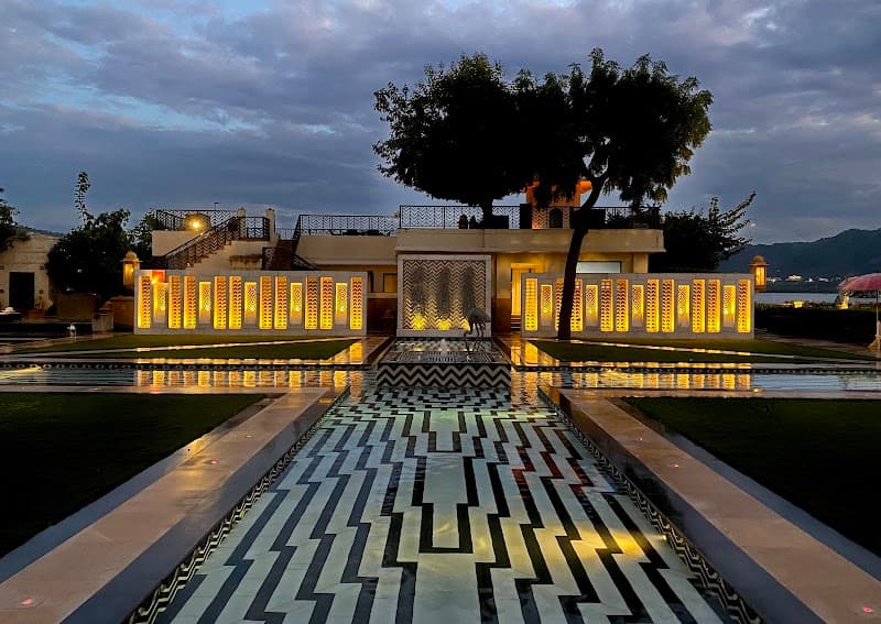 The Leela Palace Udaipur - Dining