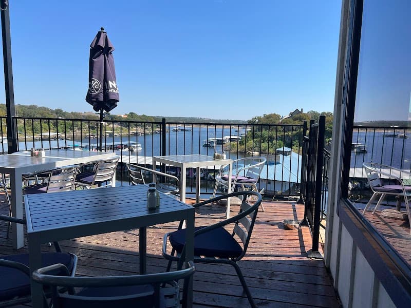 Canyon Lake Adventure Start with Water, Views, and Local Flavor