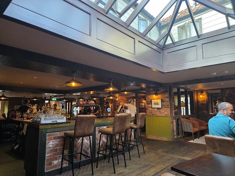 The Mitre Inn (Food Area)