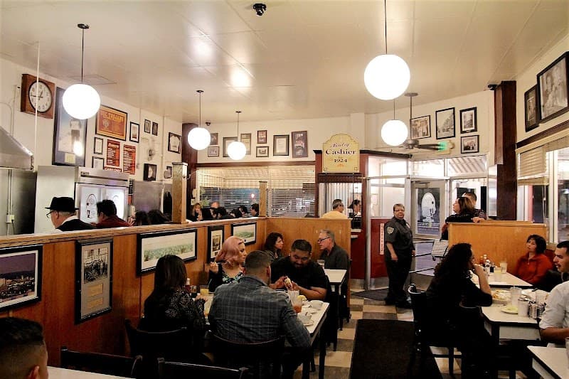 Two Cultural Days in Los Angeles for Curious Couples