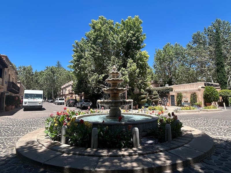 Tlaquepaque Arts Village (Cottage Place)