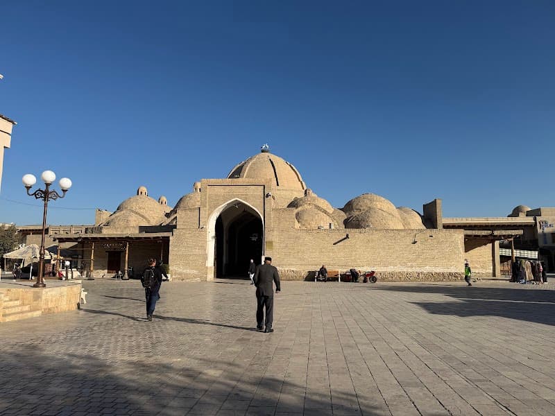 Trading Domes & Caravanserais Walk