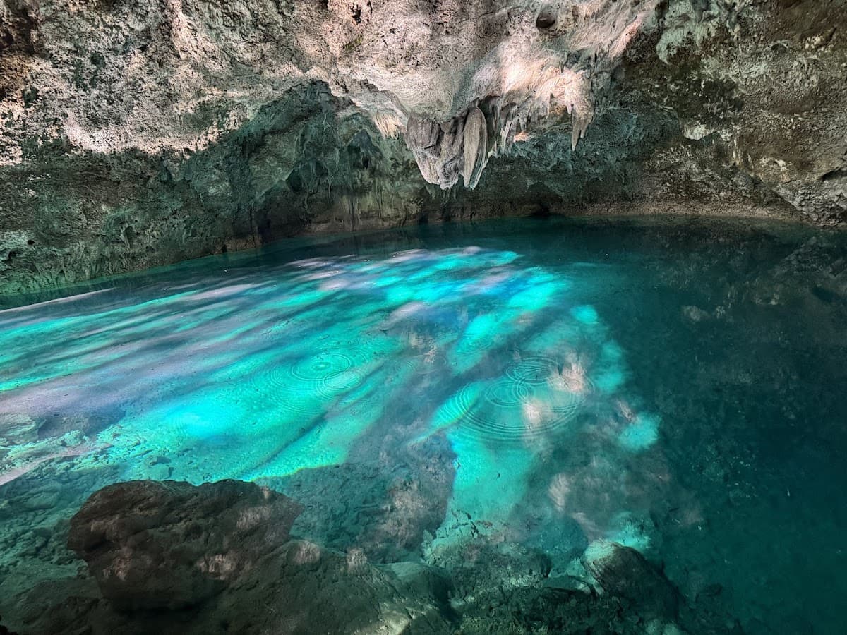 Tres Ojos Caves