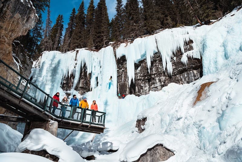 Two Jack Lake Picnic & Free Explore