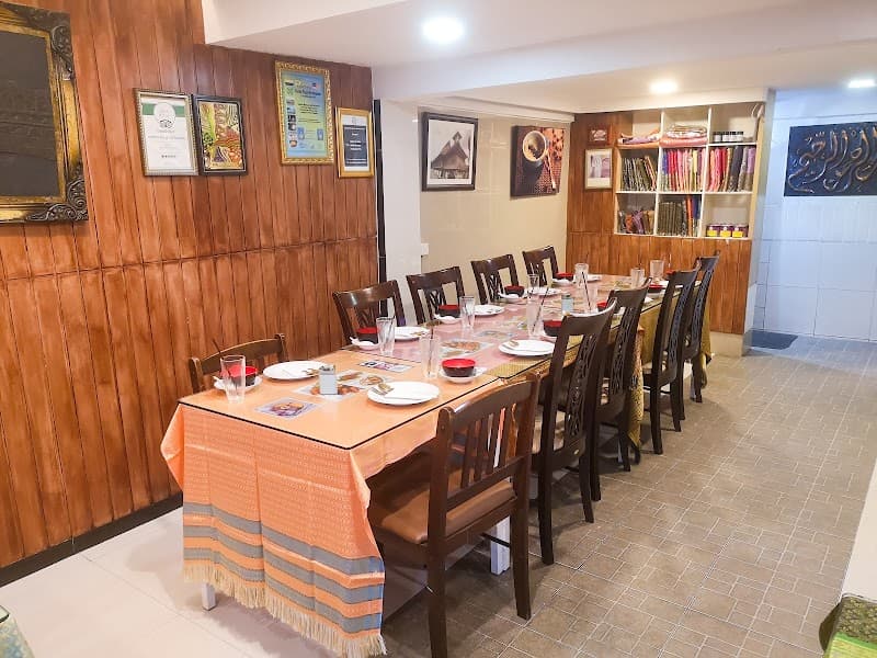Usman Muslim Restaurant