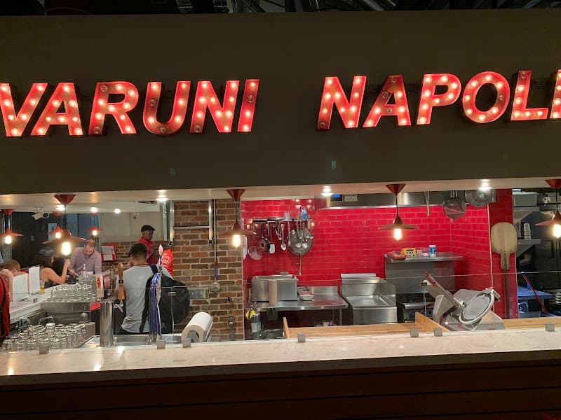 Varuni Napoli Slice Window