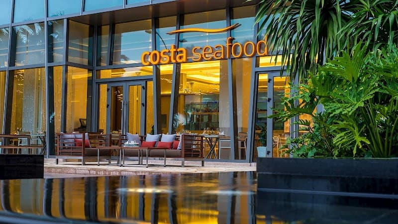 Vietnam Restaurant Nha Trang (Seafood & Veg, Halal-Friendly)