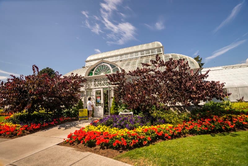 Volunteer Park & Conservatory Grounds (Exterior Walk)