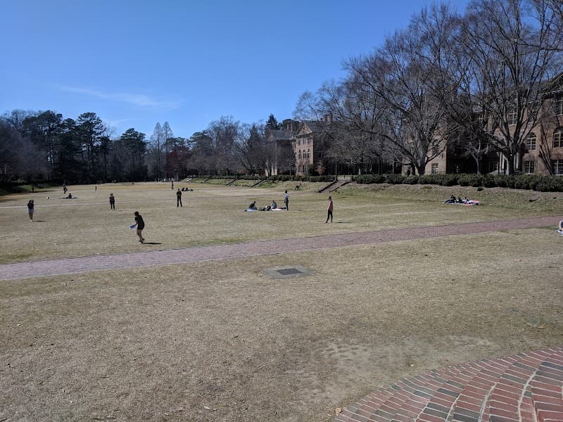 Walk Through William & Mary Campus and Sunken Garden