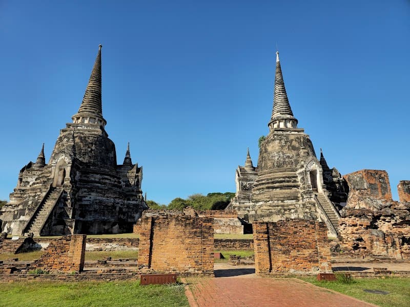 Wat Phra Si Sanphet & Ancient Palace Grounds