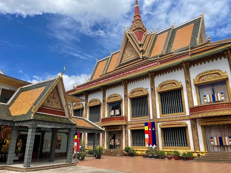 Wat Preah Prom Rath & Riverside Walk