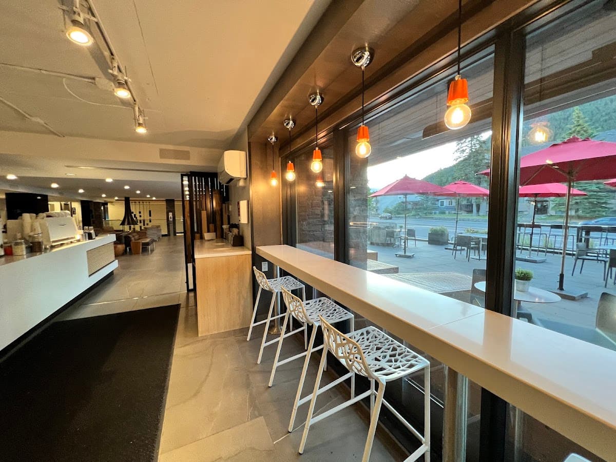 Whitebark Cafe