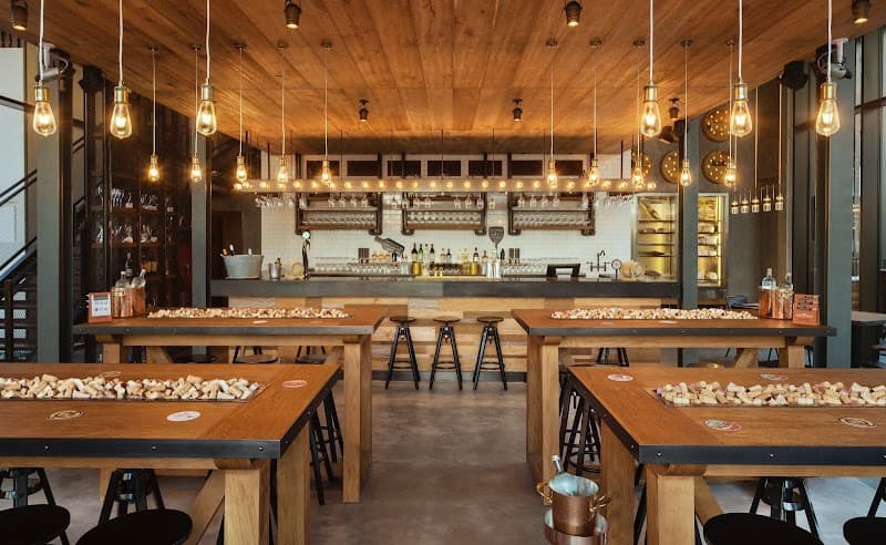 Wine Tasting at Grapeskin