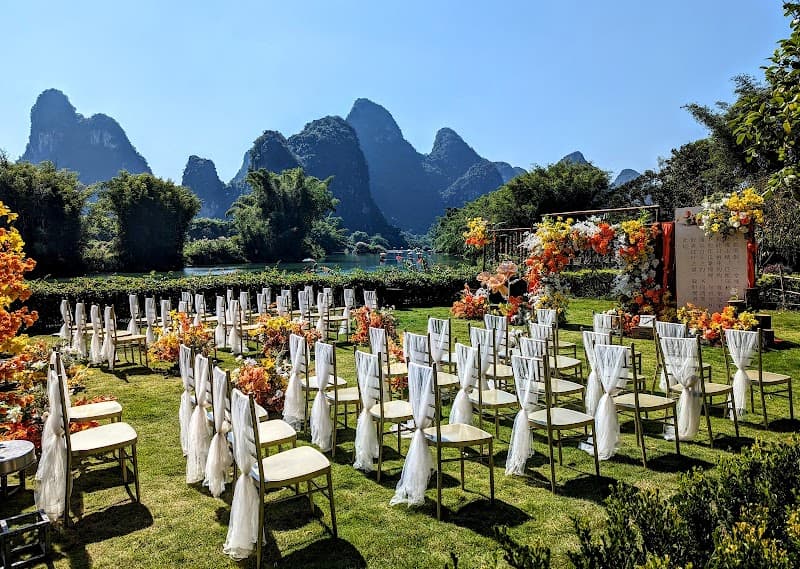 Yangshuo Mountain Retreat