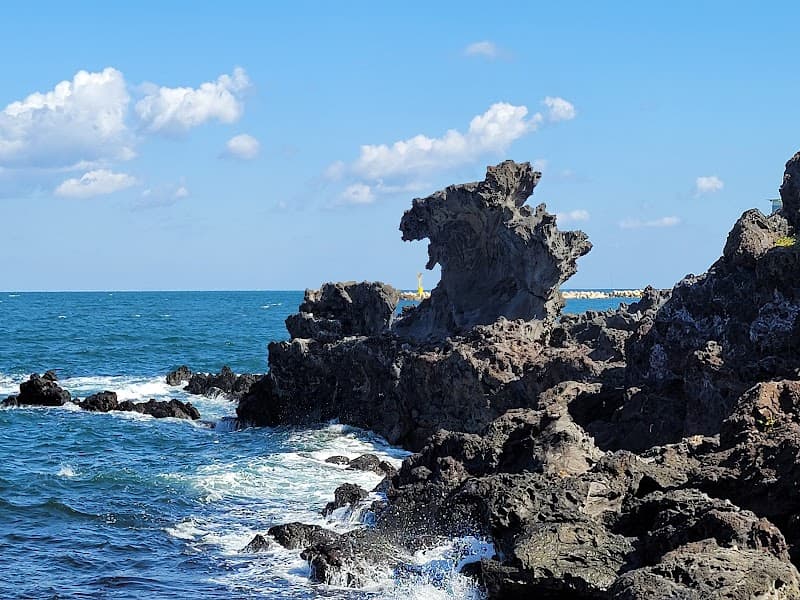 Yongduam Rock (Dragon Head Rock)