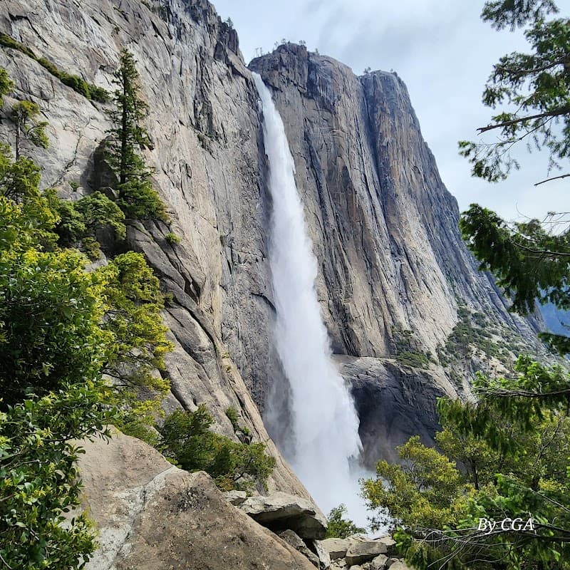Yosemite Falls Trail